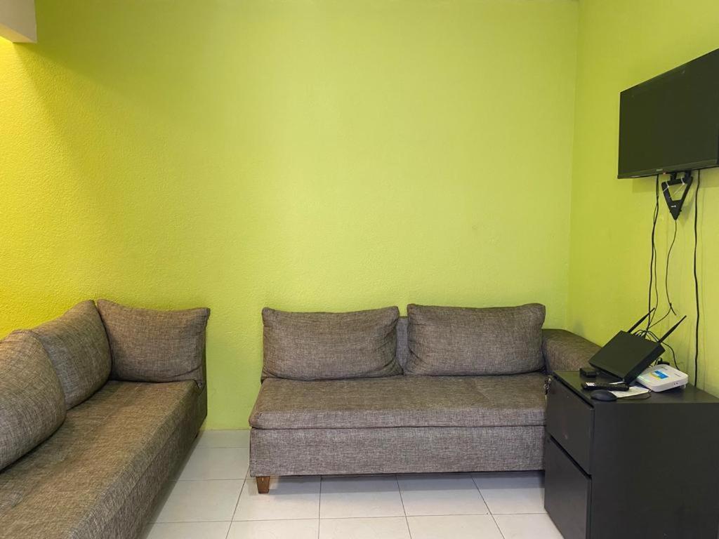 Casa Cerca Del Aeropuerto * Monterrey
